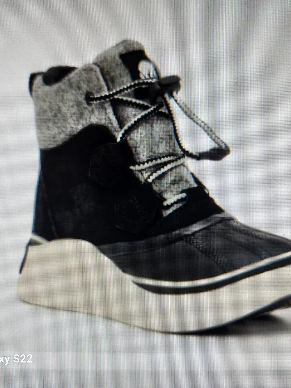 SOREL Out N About IV Waterproof Duck Boot - Kids. Size 5